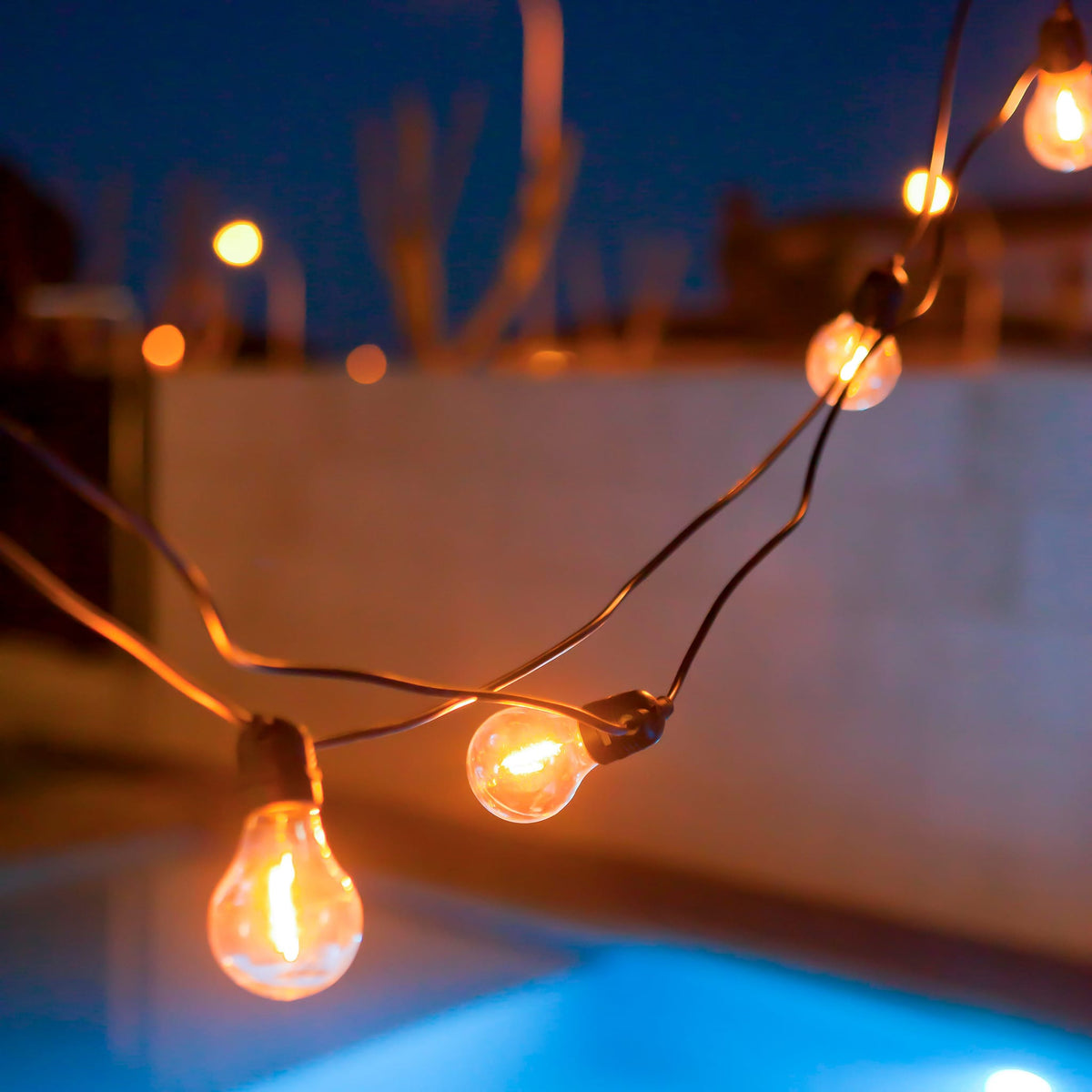 Allegra<br> Solar-charged Garland