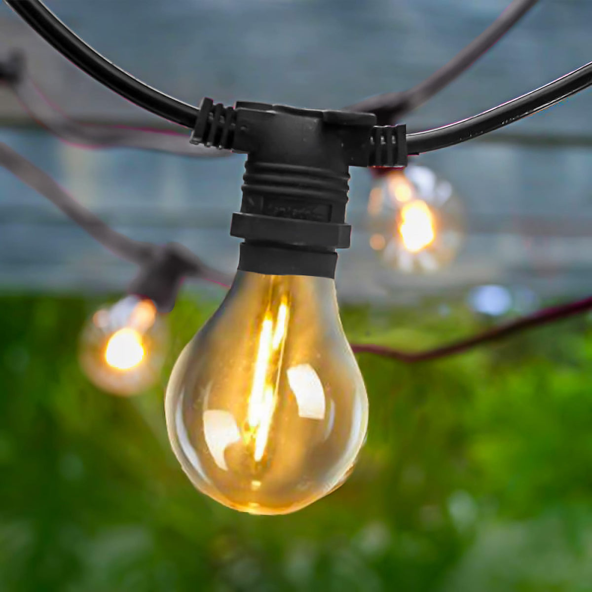 Allegra<br> Solar-charged Garland