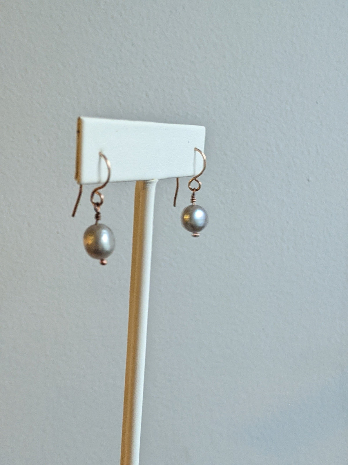 Gray Pearl in Rose Gold Fill